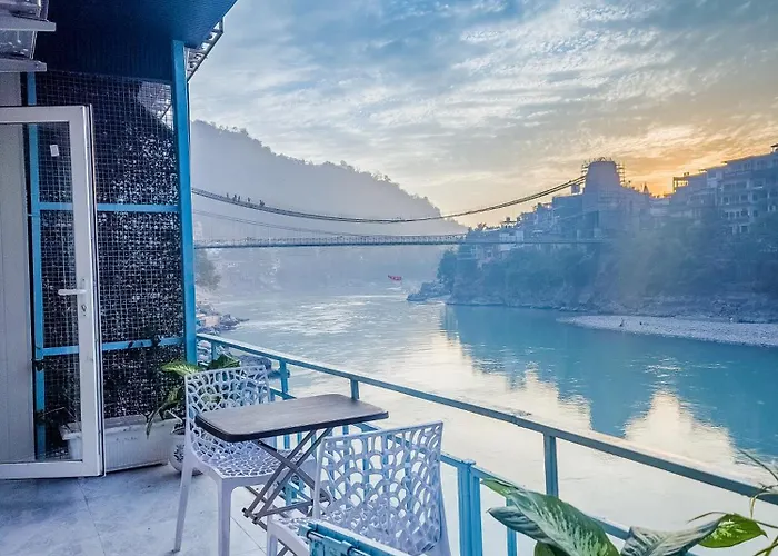 Karwaan By The GangesHostel